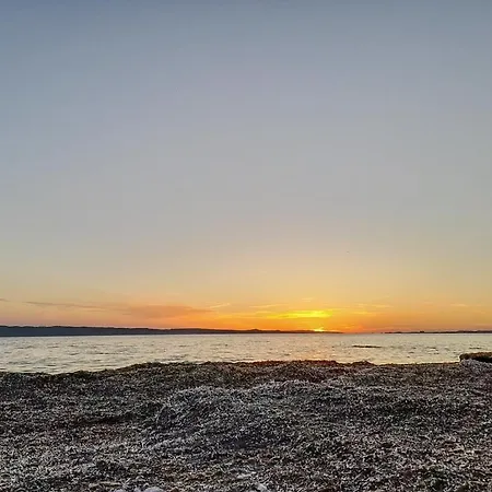 Mari & Monti Bed & Breakfast Giba