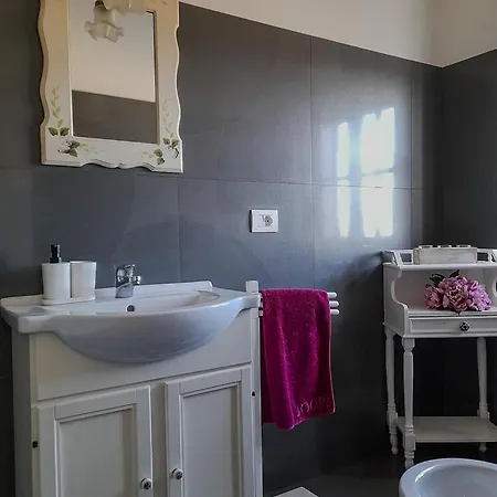 Couette-café Mari & Monti 3*