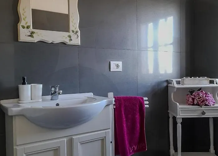 Nocleg ze śniadaniem Mari & Monti 3*